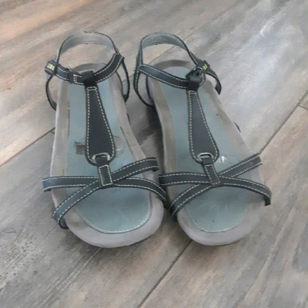 JBU Sandals sz 7